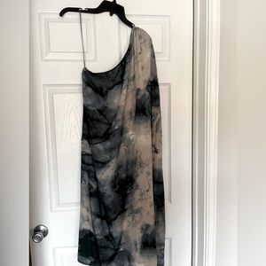 NWT grade and gather one shoulder dress tie dye M